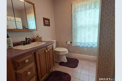 10 Shore Road, Waterford, CT 06385 - Photo 10