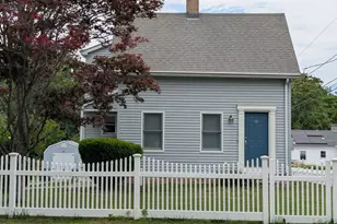 10 Shore Rd, Waterford, CT 06385 - Photo 2