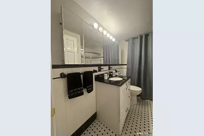 [Address not provided], East Hartford, CT 06118 - Photo 8