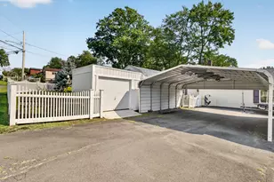 370 Calf Pen Ln, Milford, CT 06460 - Photo 38