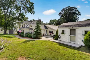 370 Calf Pen Ln, Milford, CT 06460 - Photo 4