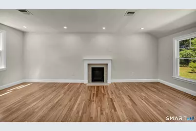 22 Trumbull Road, Waterford, CT 06385 - Photo 18