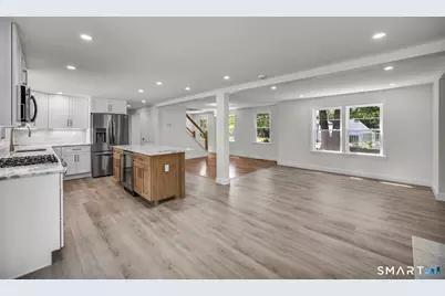 22 Trumbull Road, Waterford, CT 06385 - Photo 10