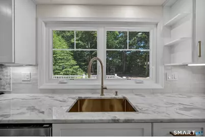 22 Trumbull Road, Waterford, CT 06385 - Photo 8