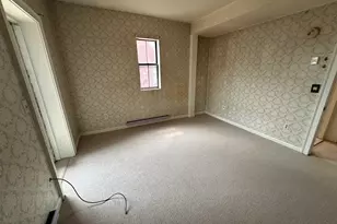 36 Essex St, Hartford, CT 06114 - Photo 14