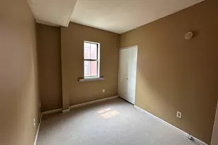 36 Essex St, Hartford, CT 06114 - Photo 20