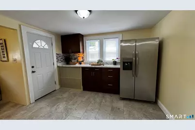 406 Oakwood Avenue, West Hartford, CT 06110 - Photo 6