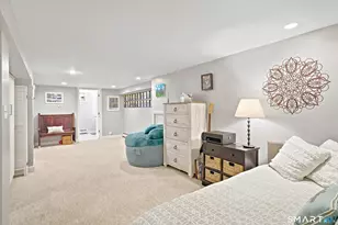 31 Sunset Dr, Shelton, CT 06484 - Photo 24