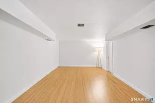 160 Sanford St, Hamden, CT 06514 - Photo 18