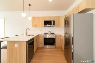 19 Elm St, New Haven, CT 06510 - Photo 4