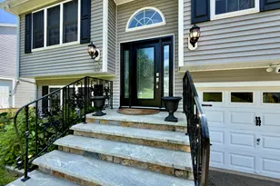 28 Weybosset St, Shelton, CT 06484 - Photo 2