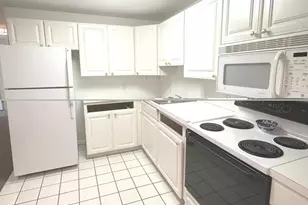 75 Washington Ave, Hamden, CT 06518 - Photo 1