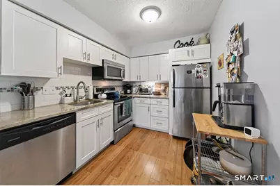105 Peddlars Drive #105, Branford, CT 06405 - Photo 4