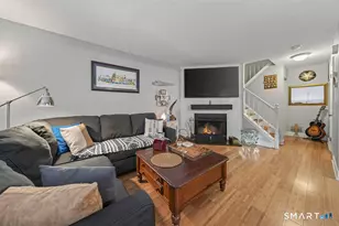 105 Peddlars Dr, Branford, CT 06405 - Photo 6