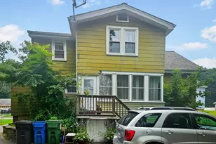 63 School St, Killingly, CT 06239 - Photo 4