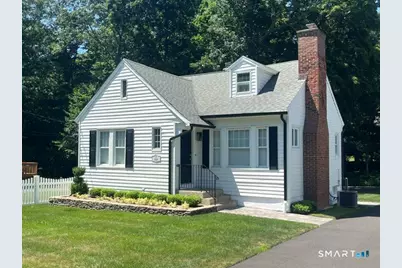1094 Chase Parkway, Waterbury, CT 06708 - Photo 1
