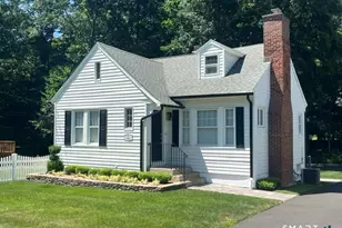 1094 Chase Pkwy, Waterbury, CT 06708 - Photo 1
