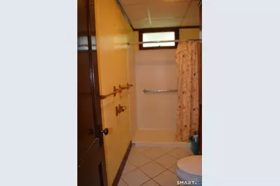 284 Deerfield Road, Windsor, CT 06095 - Photo 16