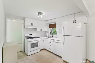 164 Belltown Rd, Stamford, CT 06905 - Photo 14
