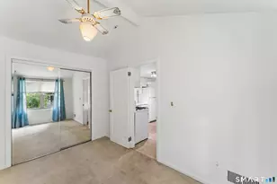 164 Belltown Rd, Stamford, CT 06905 - Photo 20