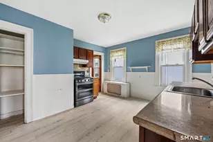 57-59 Newton St, Hartford, CT 06106 - Photo 14