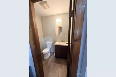 10 Northgate Drive, Windsor Locks, CT 06096 - Photo 6