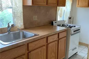 237 N Elm St, Torrington, CT 06790 - Photo 6