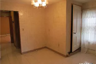 237 N Elm St, Torrington, CT 06790 - Photo 10