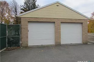 237 N Elm St, Torrington, CT 06790 - Photo 4