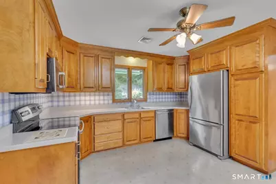 48 Lenti Drive, Manchester, CT 06040 - Photo 8