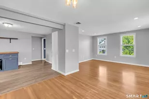 47 Kingswood Rd, West Hartford, CT 06119 - Photo 8