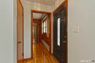 39 Enright St, West Haven, CT 06516 - Photo 4