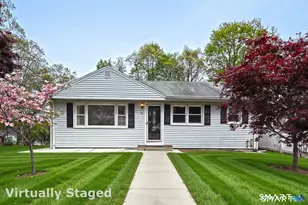 39 Enright St, West Haven, CT 06516 - Photo 1
