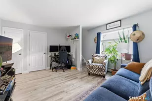 102 Brandegee Ave, Groton, CT 06340 - Photo 10