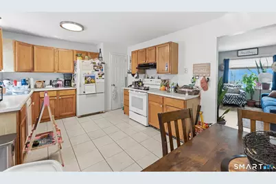 102 Brandegee Avenue, Groton, CT 06340 - Photo 8