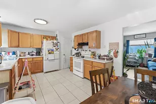 102 Brandegee Ave, Groton, CT 06340 - Photo 8