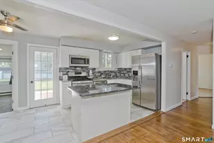 19 Yale Dr, Enfield, CT 06082 - Photo 6