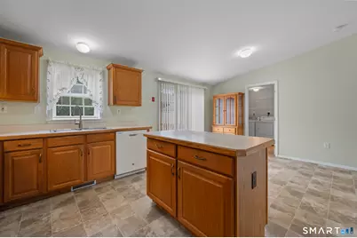 8 Rose Court, East Windsor, CT 06088 - Photo 6