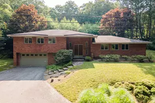 55 Butternut Dr, Norwich, CT 06360 - Photo 1