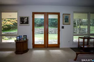 55 Butternut Dr, Norwich, CT 06360 - Photo 6