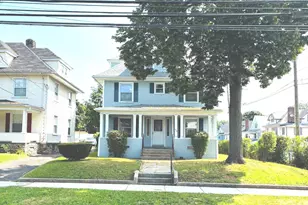 1910 Park Ave, Bridgeport, CT 06604 - Photo 2
