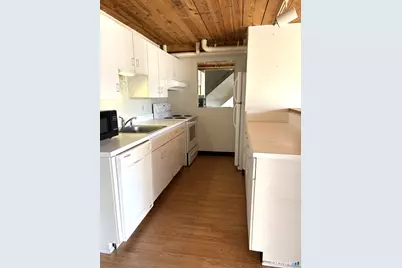 68 Thermos Avenue #213B, Norwich, CT 06360 - Photo 4