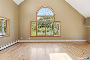 24 Amos St, Hamden, CT 06518 - Photo 26