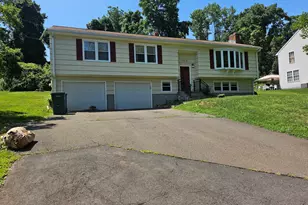 172 Country Hills Rd, Hamden, CT 06514 - Photo 1