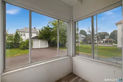 65 Dover Road, West Hartford, CT 06119 - Photo 24
