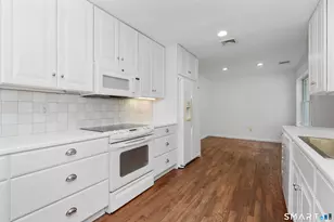 26 Shipston Dr, West Hartford, CT 06117 - Photo 6