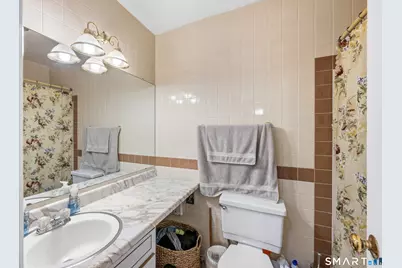 200 Woodmont Avenue #126, Bridgeport, CT 06606 - Photo 16