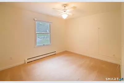 8 Holly Street, Stonington, CT 06379 - Photo 28