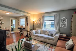 38 Gridley St, Bristol, CT 06010 - Photo 4