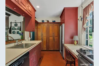 170 Old Post Road, Old Saybrook, CT 06475 - Photo 12